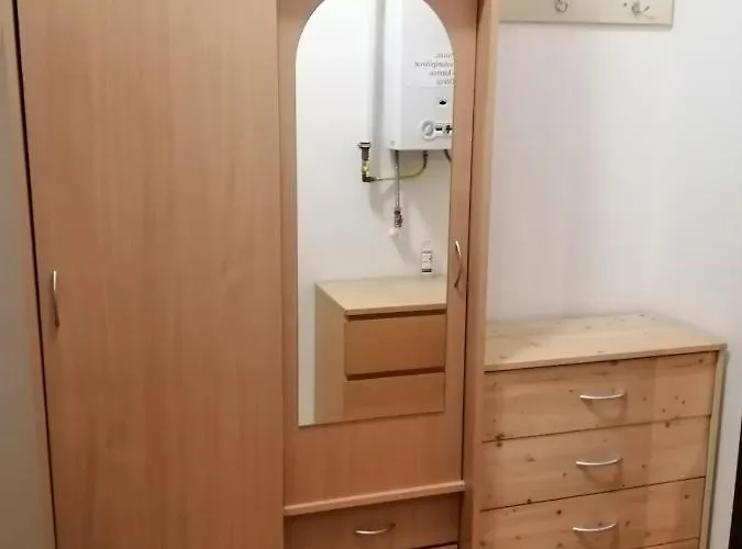 Eva * לוהקוביק